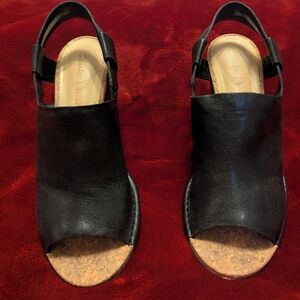 Clarks Black Leather Sandals for Women